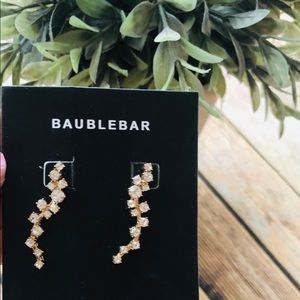 BaubleBar ✨ Farrah Ear Crawlers